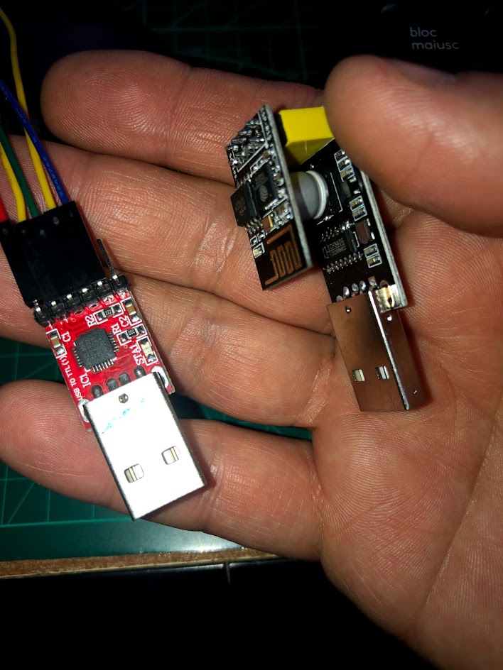 ESP8266_ConProgrammatore.jpg