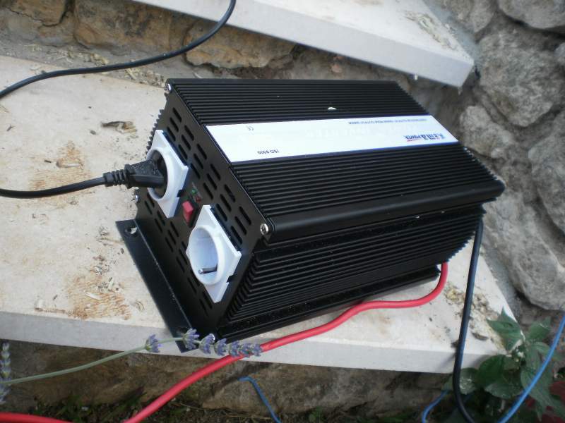 inverter_da_2000_watt_a_onda_sinusoidale.jpg